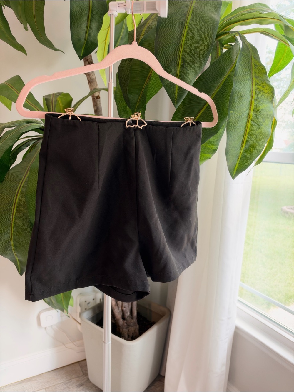Classic Black High-Waist Bermuda Shorts